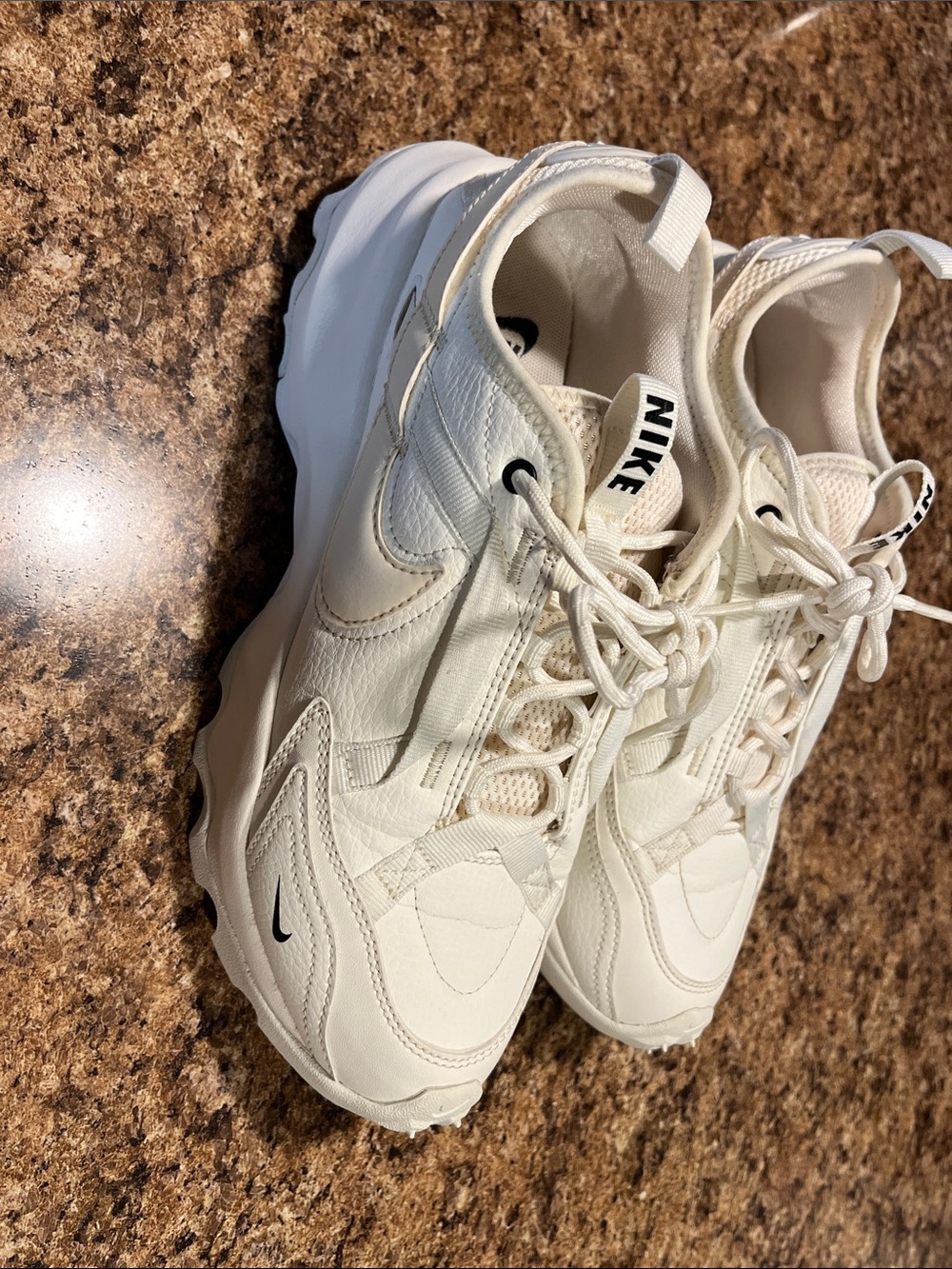 Nike Women’s TC 7900